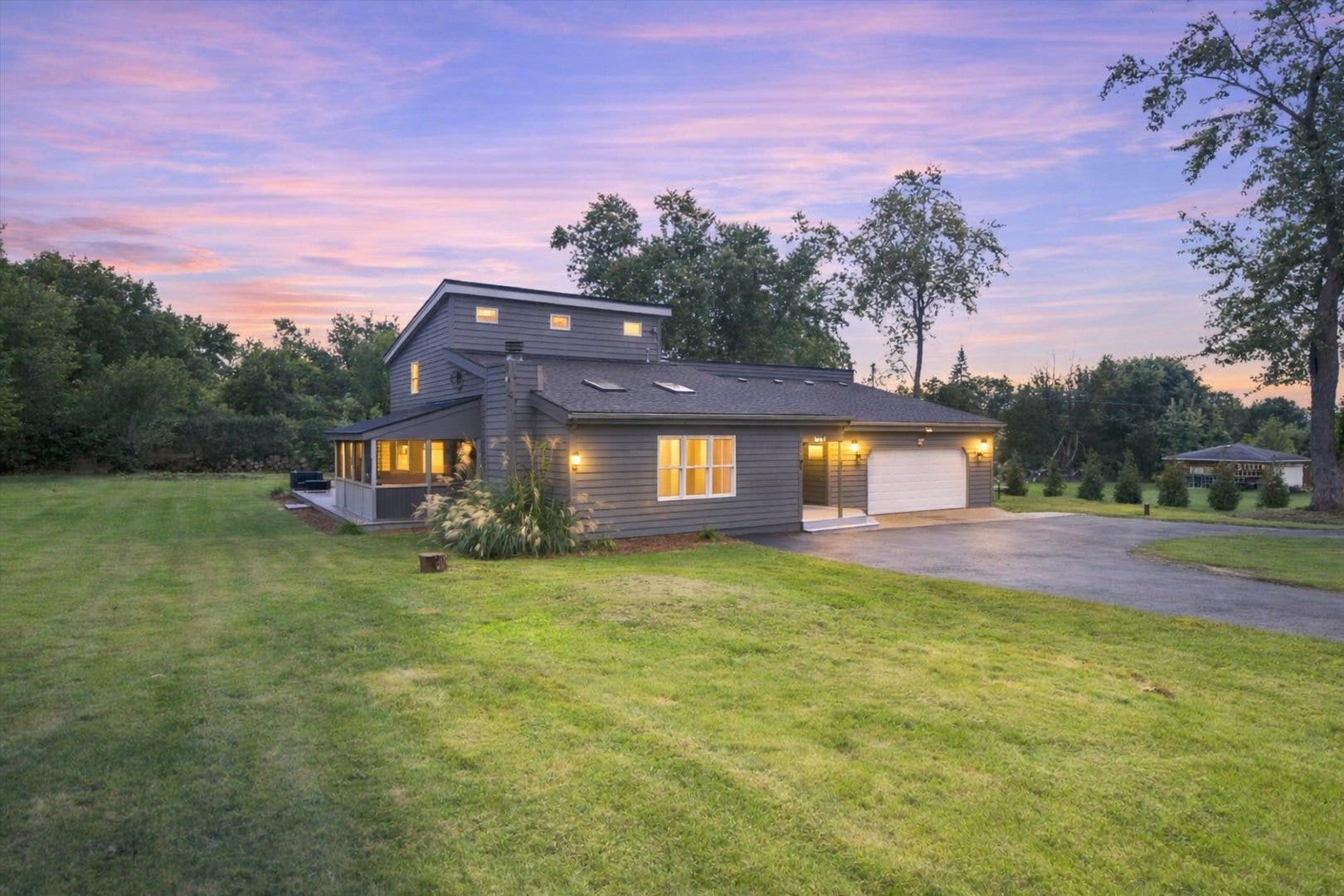 911 Kohley Road, Lisle, IL 60532 911 Kohley Road, Lisle, IL 60532