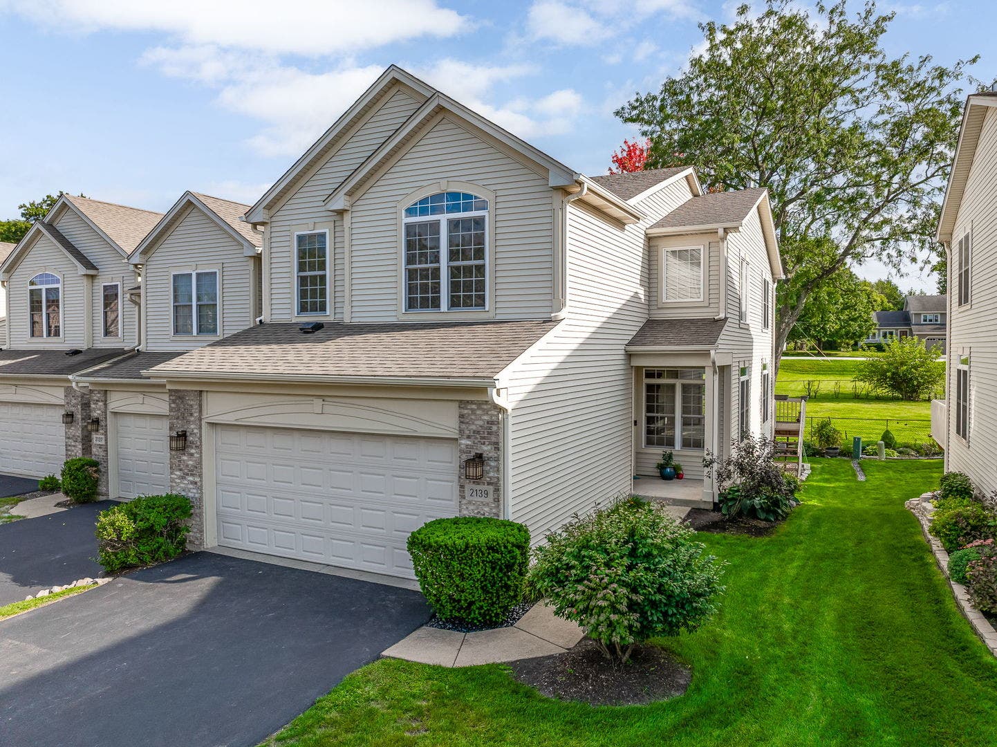 2139 Ashley Court, #2139, Downers Grove, IL 60515 2139 Ashley Court, #2139, Downers Grove, IL 60515