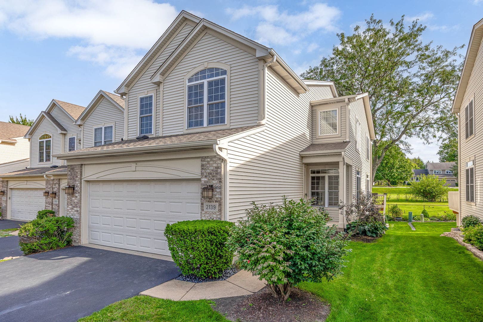 2139 Ashley Court, #2139, Downers Grove, IL 60515 2139 Ashley Court, #2139, Downers Grove, IL 60515