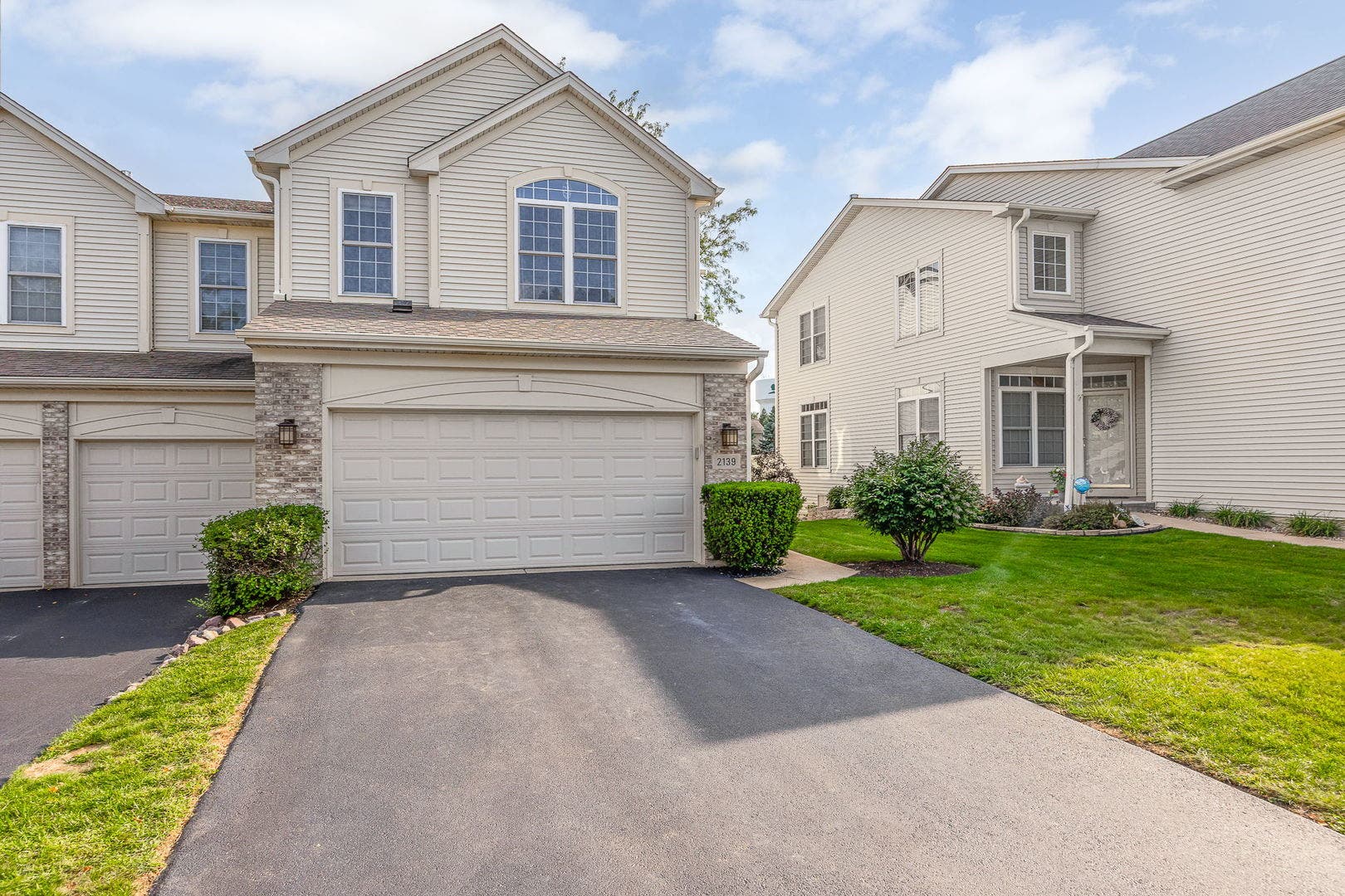 2139 Ashley Court, #2139, Downers Grove, IL 60515 2139 Ashley Court, #2139, Downers Grove, IL 60515