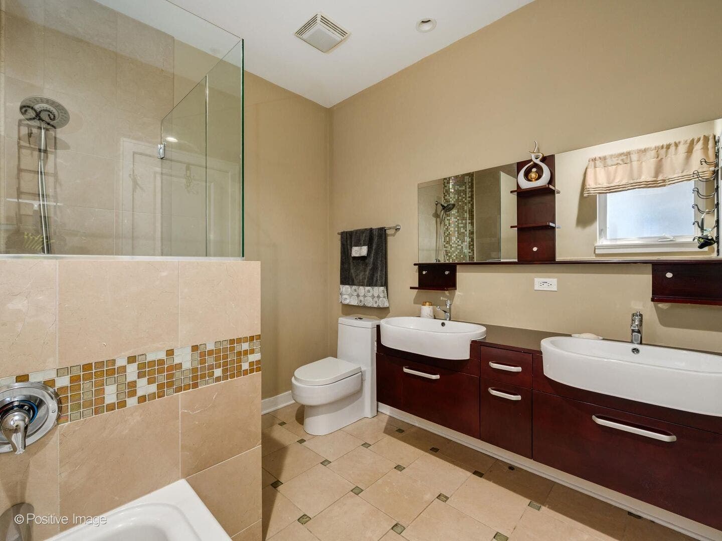 7932 W GRAND Avenue, #1E, Elmwood Park, IL 60707 7932 W GRAND Avenue, #1E, Elmwood Park, IL 60707