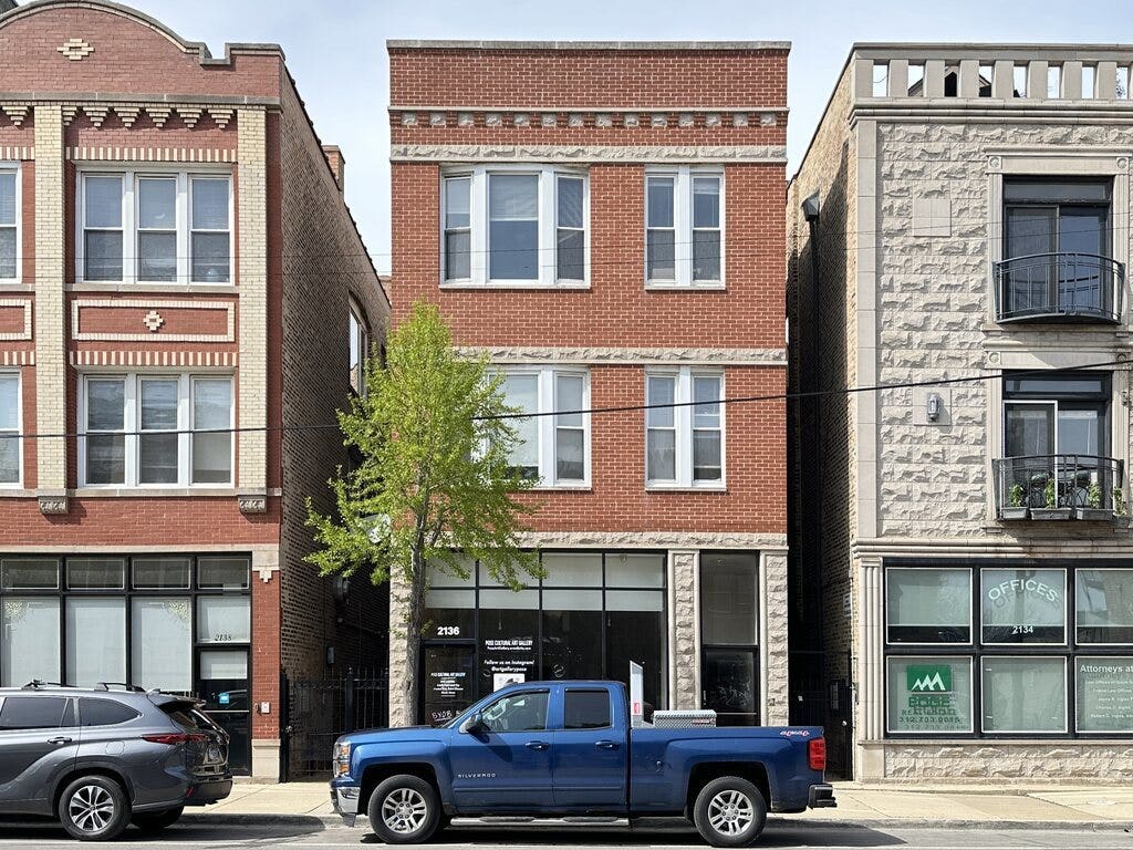 2136 W Chicago Avenue, #1, Chicago, IL 60622 2136 W Chicago Avenue, #1, Chicago, IL 60622