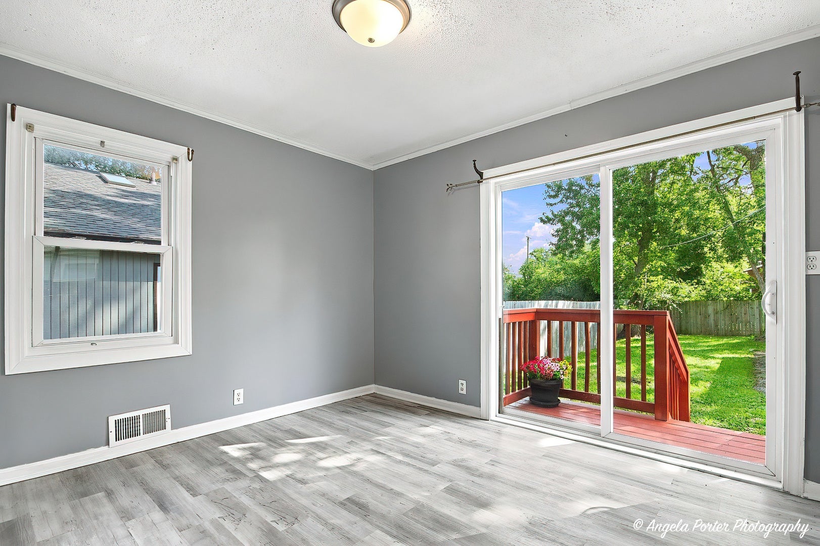 1621 ROUND LAKE Drive, Round Lake Beach, IL 60073 1621 ROUND LAKE Drive, Round Lake Beach, IL 60073