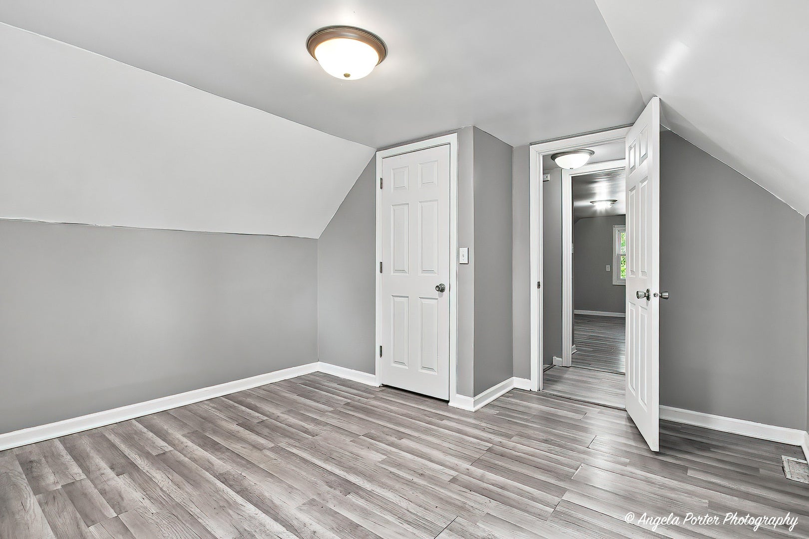 1621 ROUND LAKE Drive, Round Lake Beach, IL 60073 1621 ROUND LAKE Drive, Round Lake Beach, IL 60073
