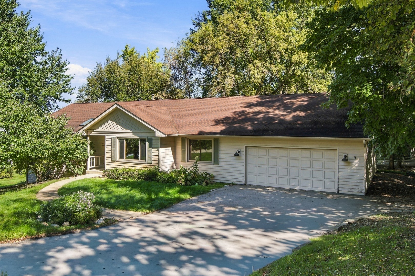 4516 Hillside Court, Crystal Lake, IL 60012 4516 Hillside Court, Crystal Lake, IL 60012