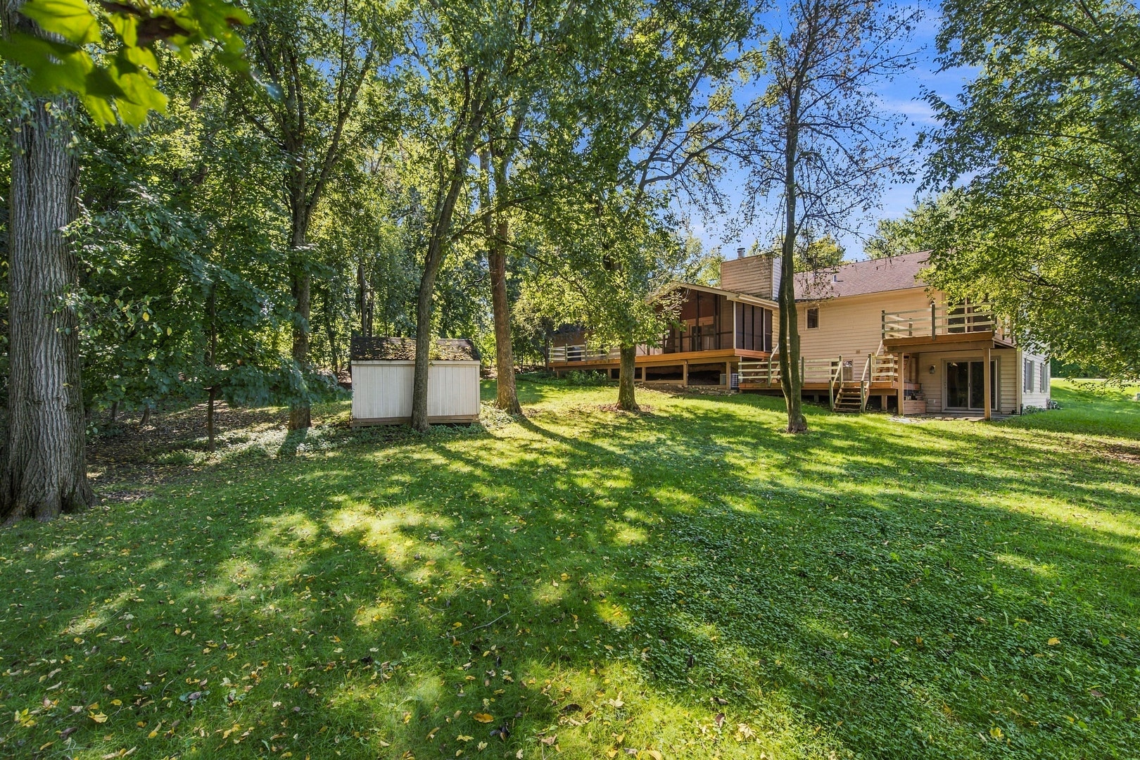 4516 Hillside Court, Crystal Lake, IL 60012 4516 Hillside Court, Crystal Lake, IL 60012