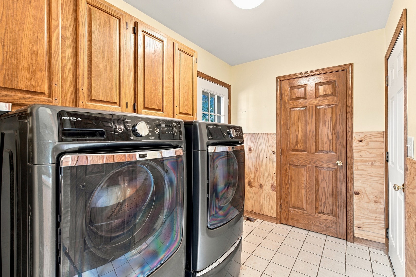 4516 Hillside Court, Crystal Lake, IL 60012 4516 Hillside Court, Crystal Lake, IL 60012