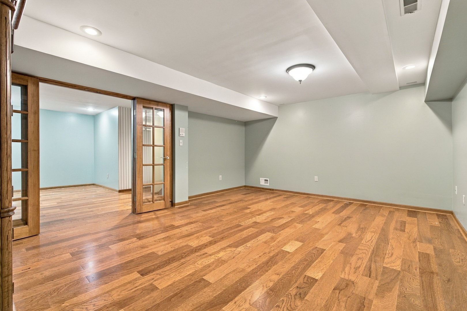4516 Hillside Court, Crystal Lake, IL 60012 4516 Hillside Court, Crystal Lake, IL 60012