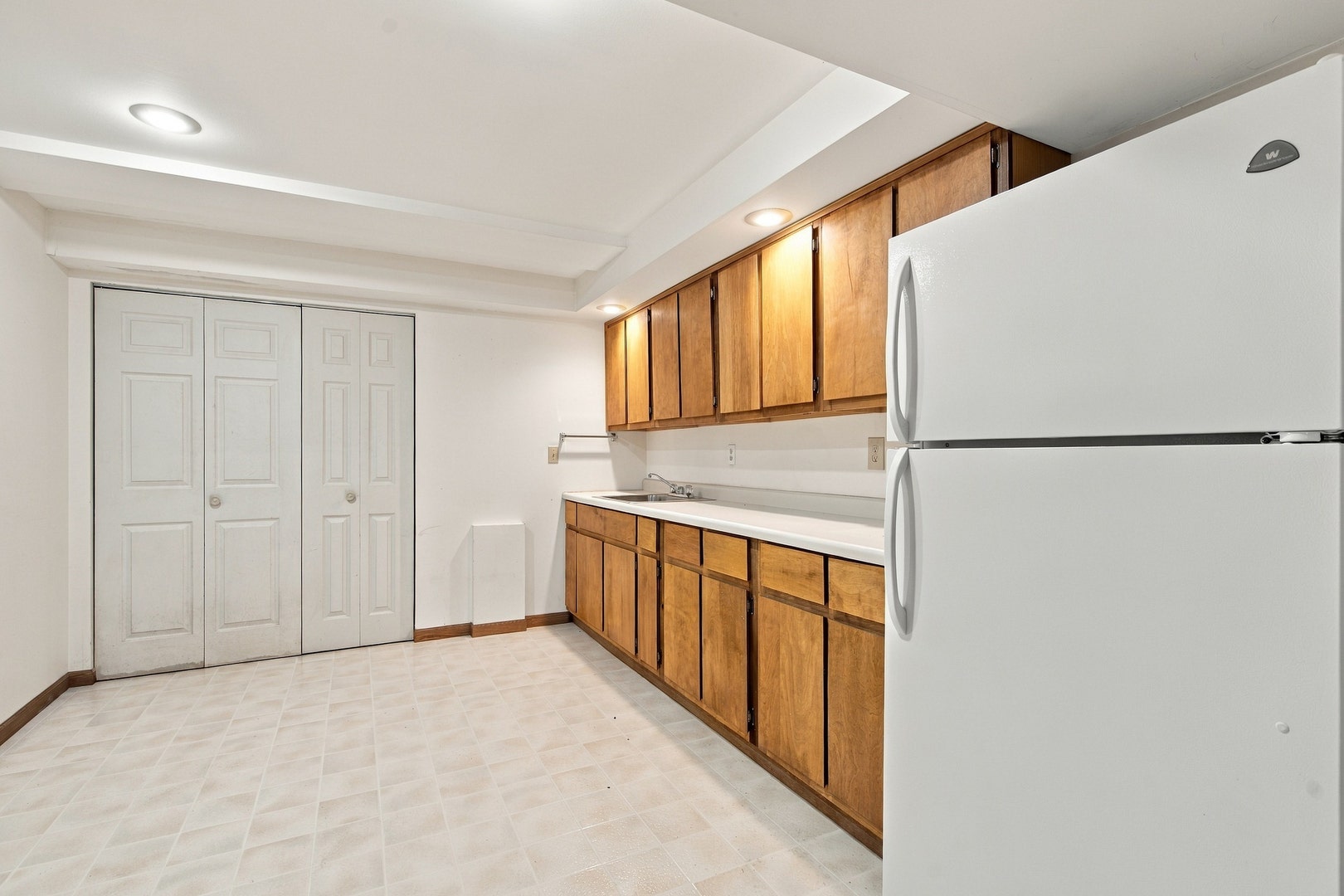 4516 Hillside Court, Crystal Lake, IL 60012 4516 Hillside Court, Crystal Lake, IL 60012