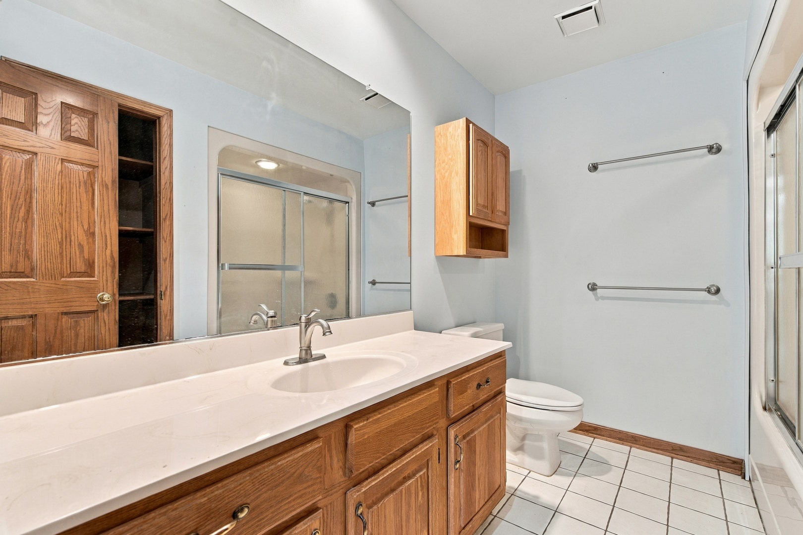 4516 Hillside Court, Crystal Lake, IL 60012 4516 Hillside Court, Crystal Lake, IL 60012