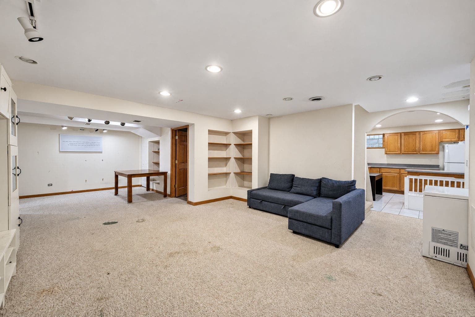 2412 Clifton Court, Naperville, IL 60565 2412 Clifton Court, Naperville, IL 60565