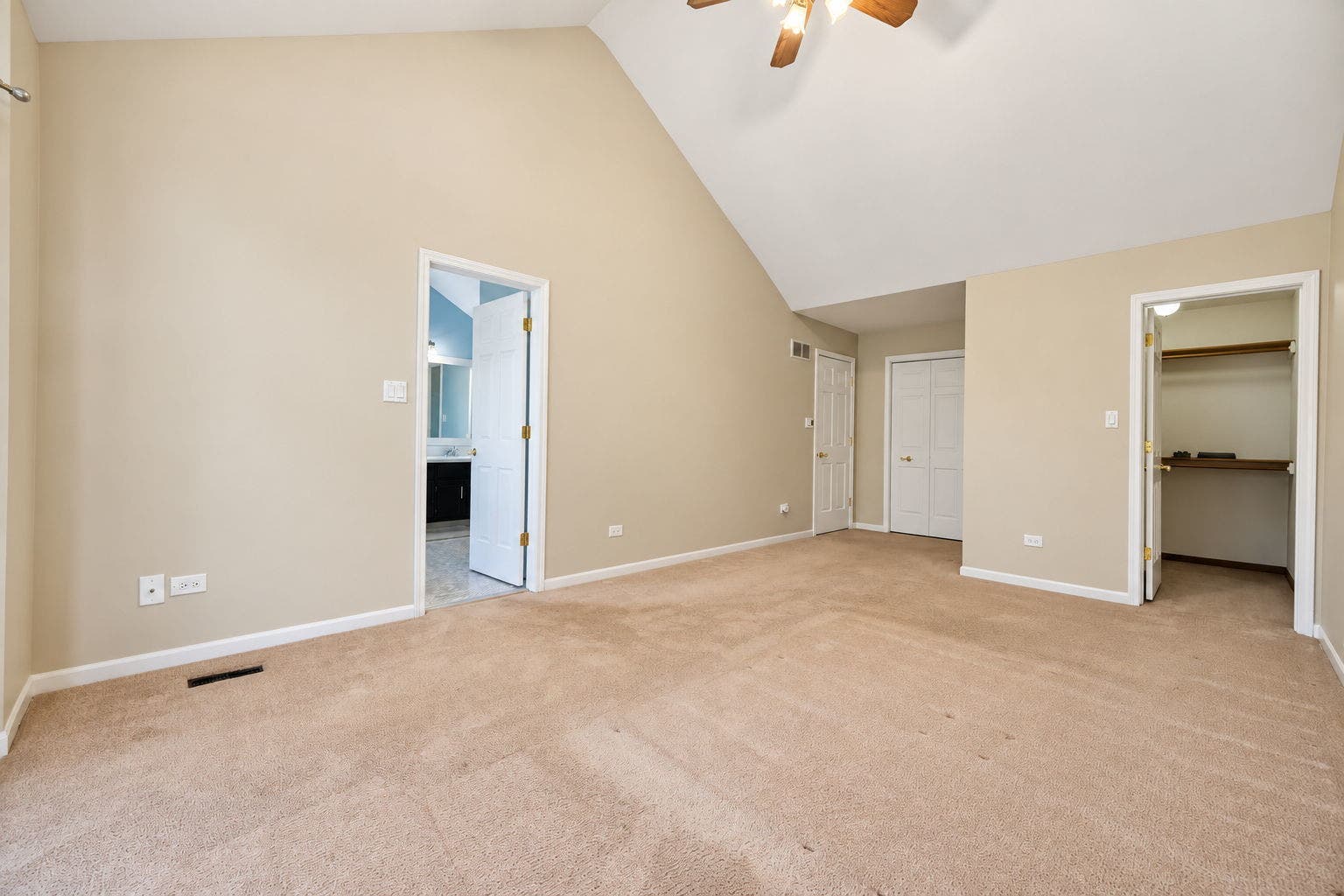 2412 Clifton Court, Naperville, IL 60565 2412 Clifton Court, Naperville, IL 60565