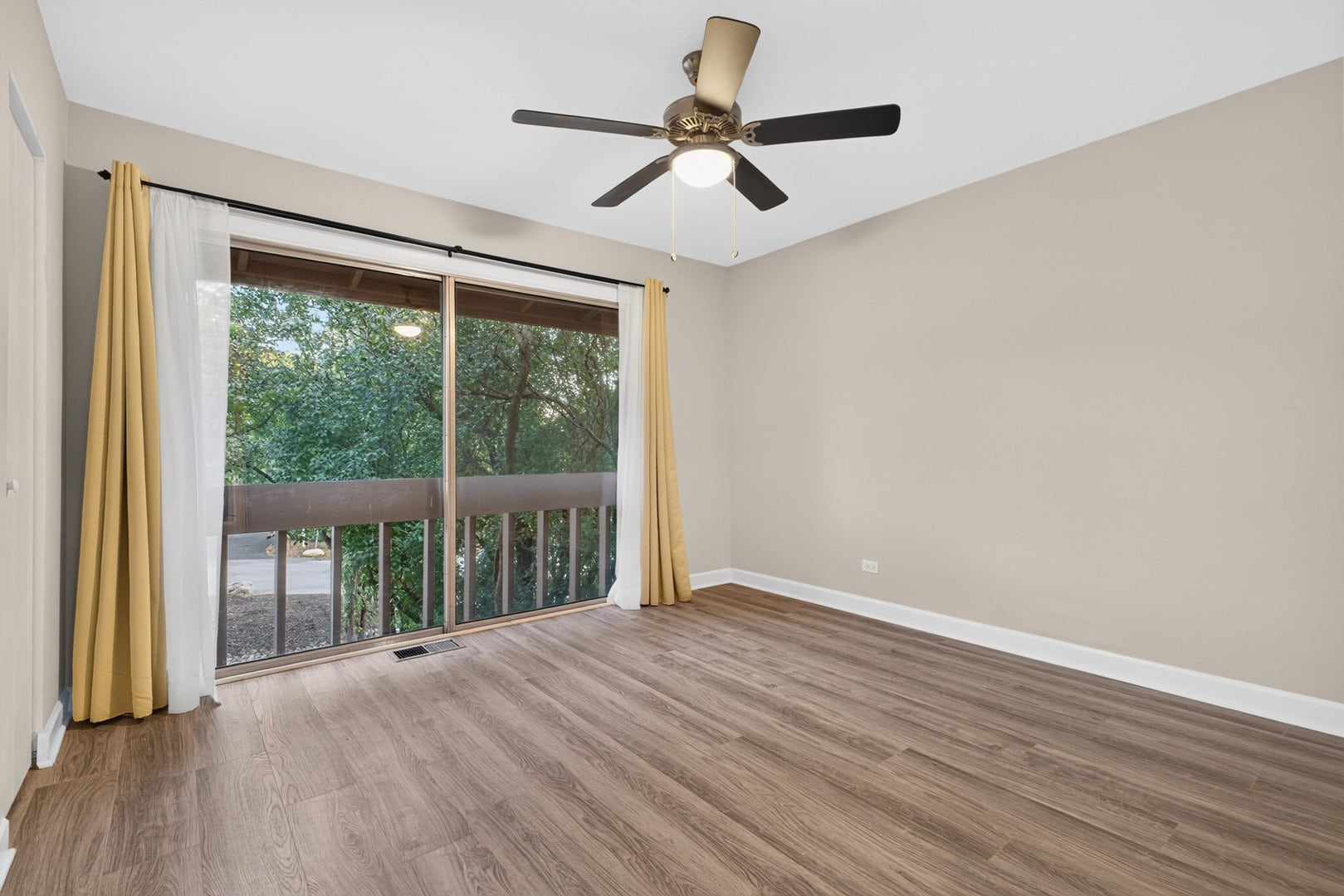 5931 Meadow Drive, #157A, Lisle, IL 60532