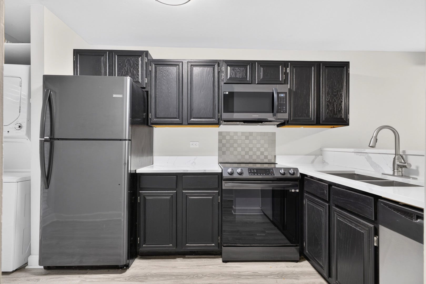 5931 Meadow Drive, #157A, Lisle, IL 60532