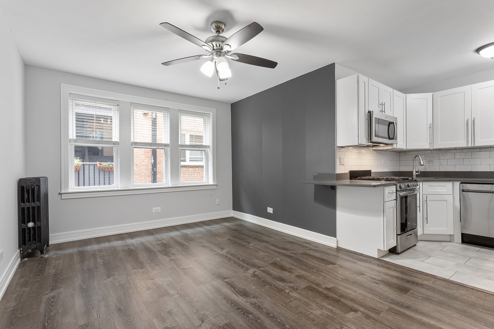 1521 W Sherwin Avenue, #209, Chicago, IL 60626 1521 W Sherwin Avenue, #209, Chicago, IL 60626