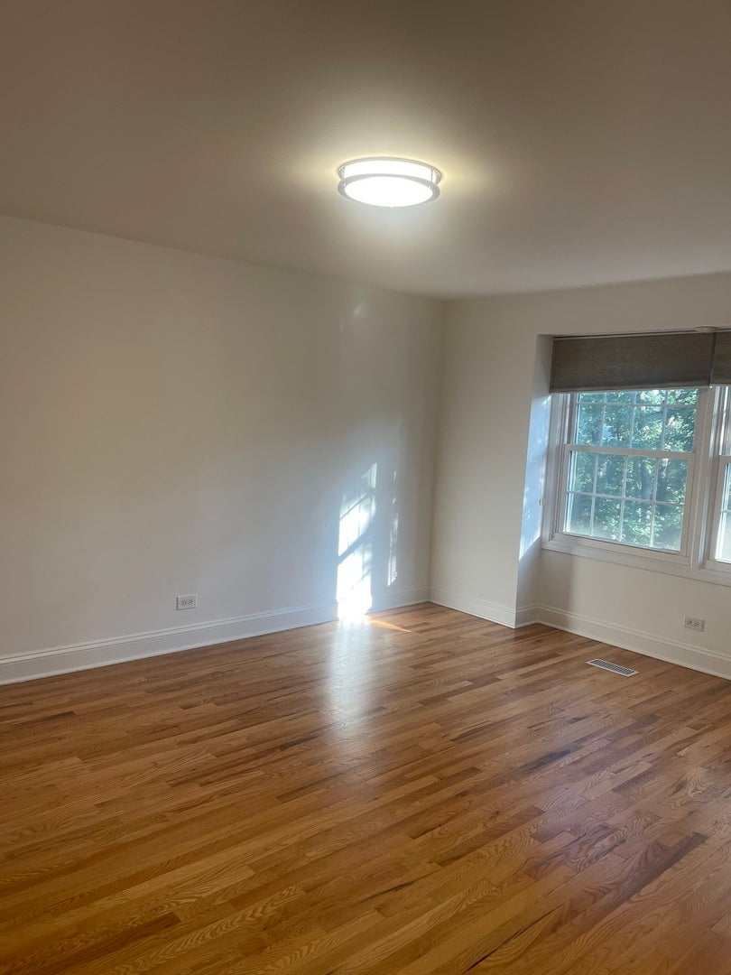 19W143 Avenue Rue Royal Avenue, Oak Brook, IL 60523 19W143 Avenue Rue Royal Avenue, Oak Brook, IL 60523