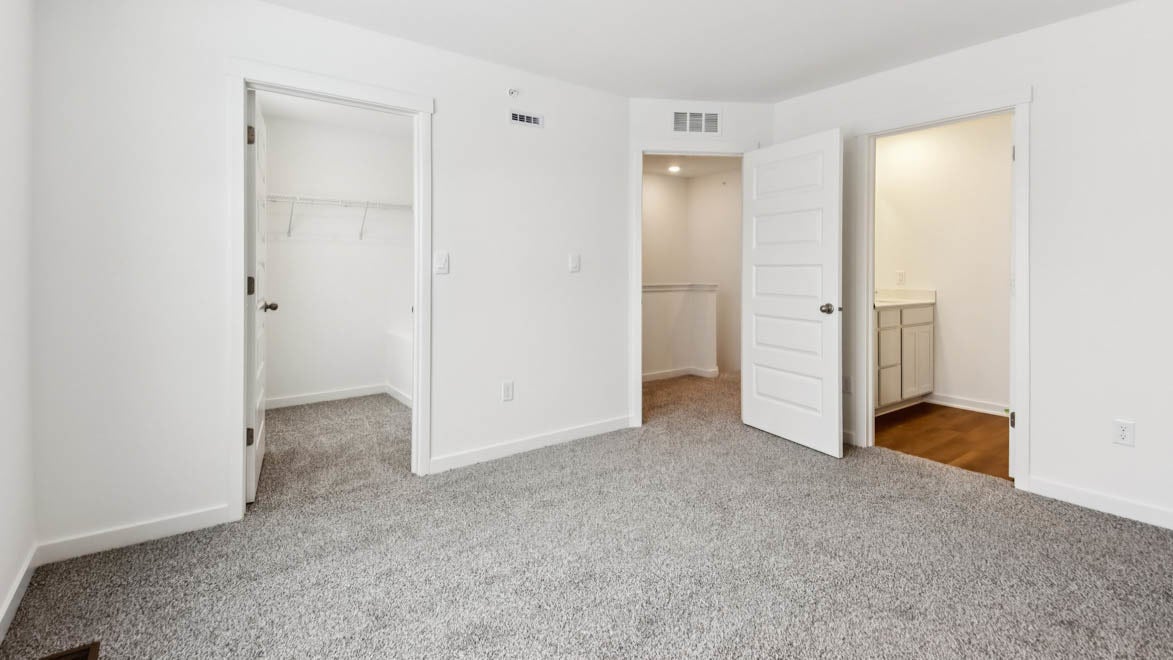 512 yosemite Way, Mundelein, IL 60060 512 yosemite Way, Mundelein, IL 60060