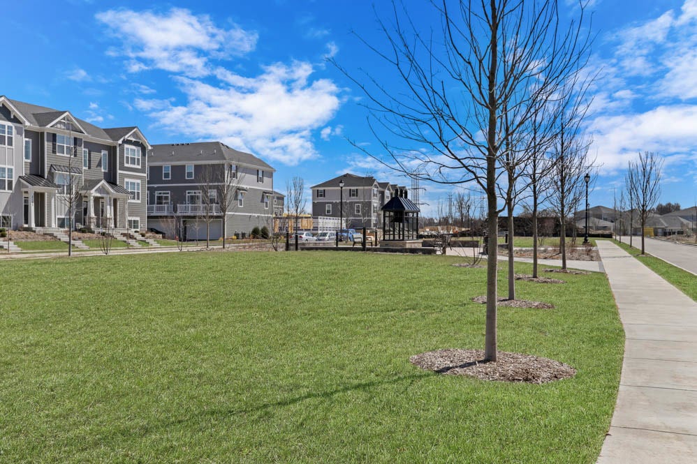 512 yosemite Way, Mundelein, IL 60060 512 yosemite Way, Mundelein, IL 60060