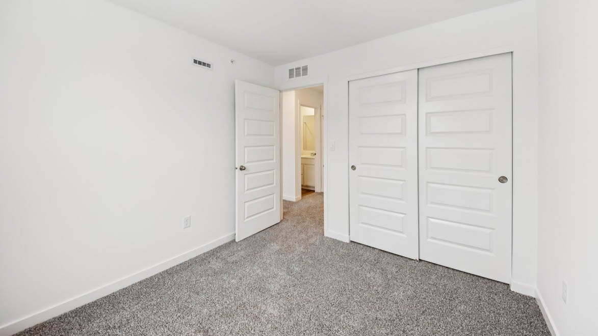 512 yosemite Way, Mundelein, IL 60060 512 yosemite Way, Mundelein, IL 60060