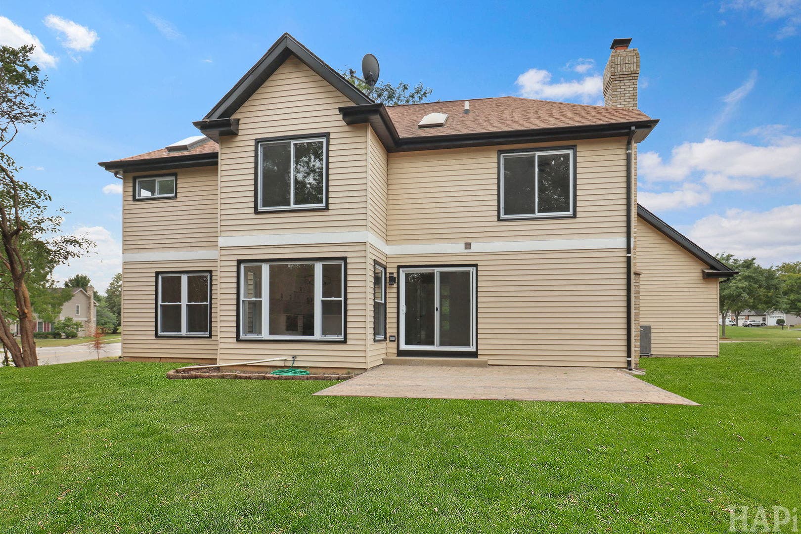 275 Farmhill Drive, Algonquin, IL 60102
