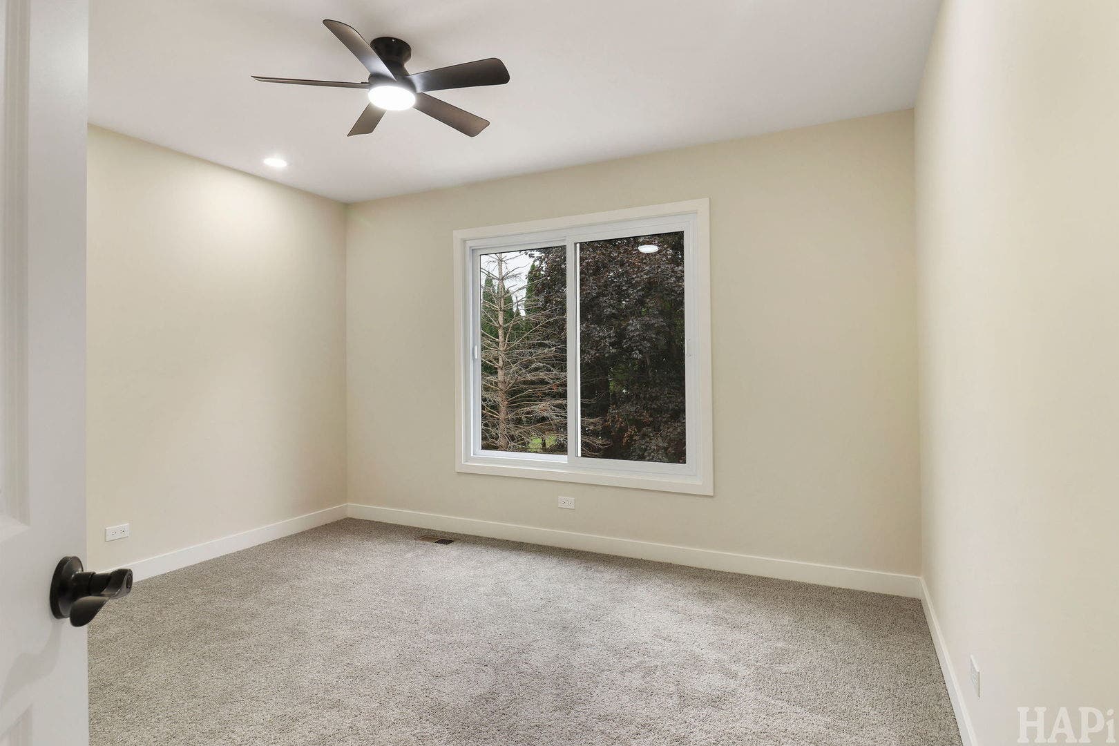 275 Farmhill Drive, Algonquin, IL 60102