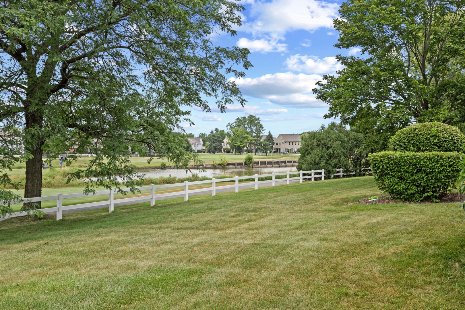 1816 Vermont Drive, Elk Grove Village, IL 60007 1816 Vermont Drive, Elk Grove Village, IL 60007