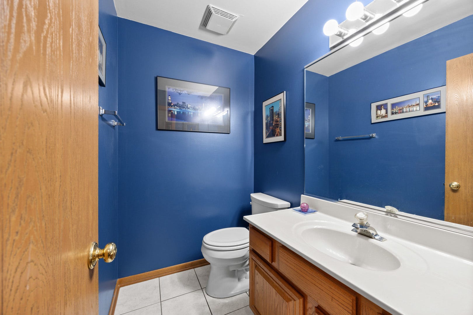 1816 Vermont Drive, Elk Grove Village, IL 60007 1816 Vermont Drive, Elk Grove Village, IL 60007