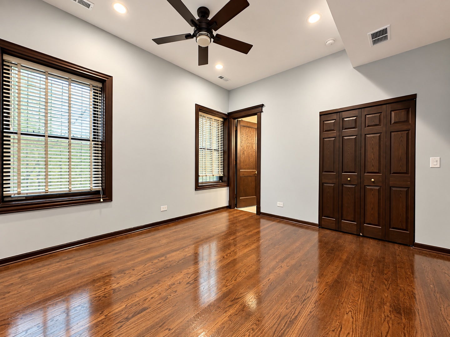 442 E 48th Street, #1W, Chicago, IL 60615
