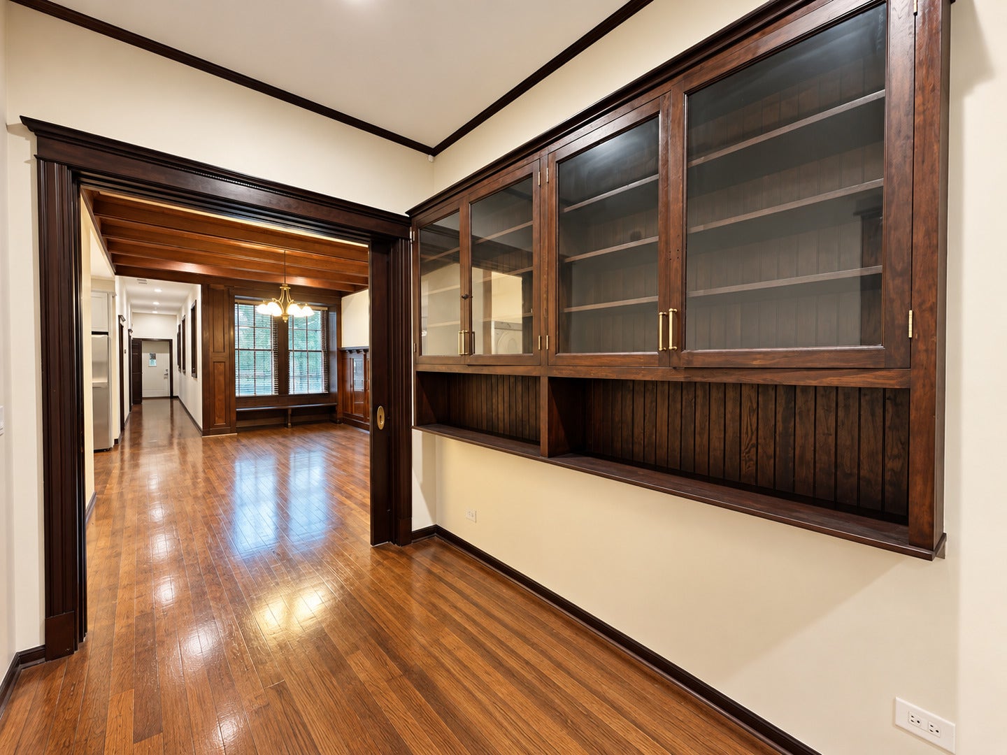 442 E 48th Street, #1W, Chicago, IL 60615