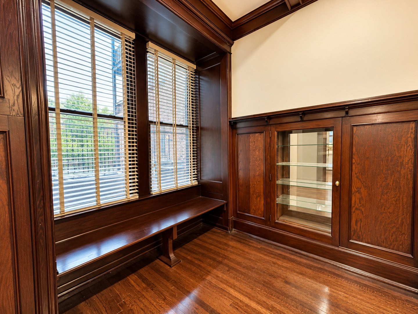 442 E 48th Street, #1W, Chicago, IL 60615
