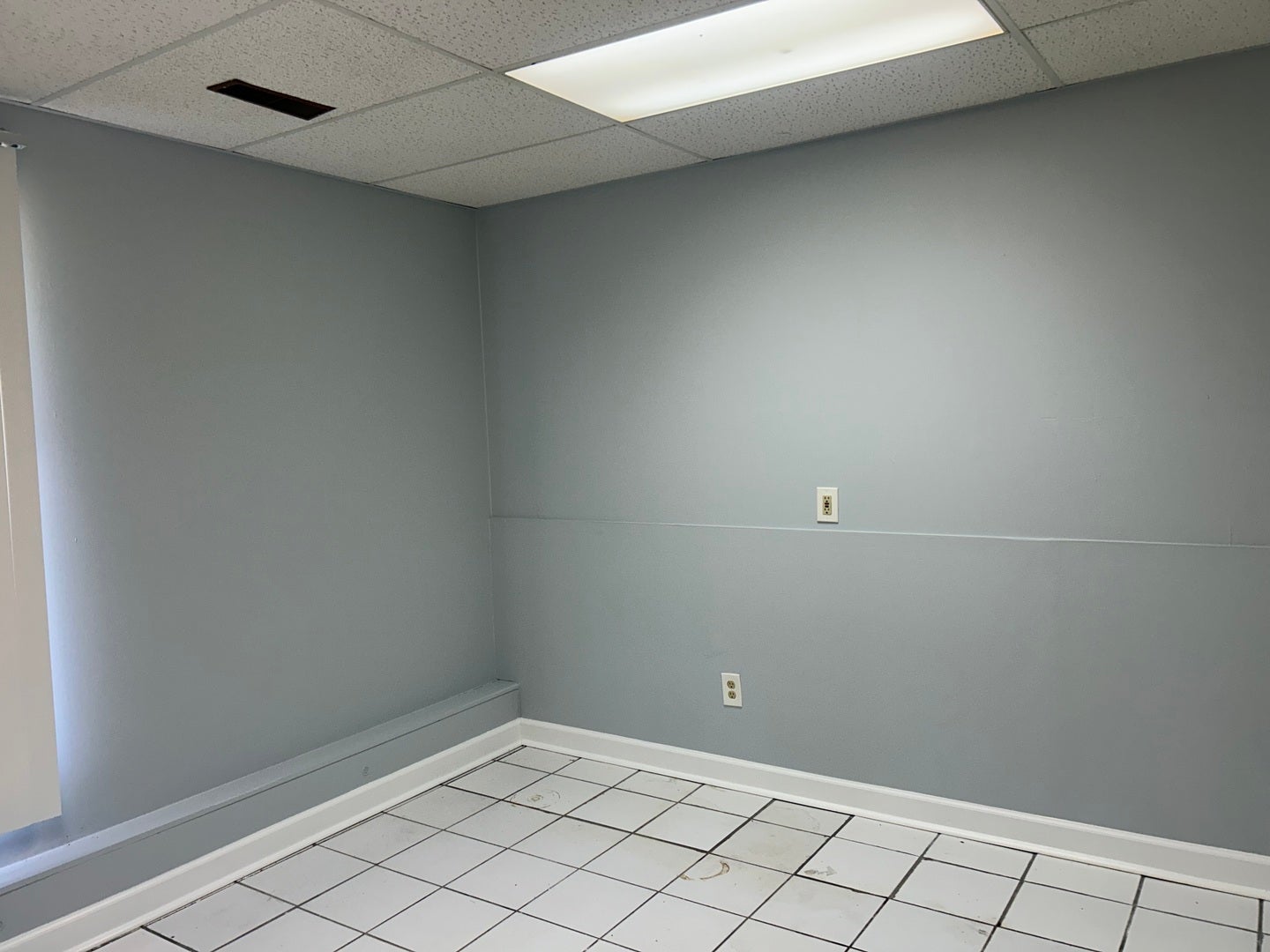 853 N Highland Avenue, Aurora, IL 60506