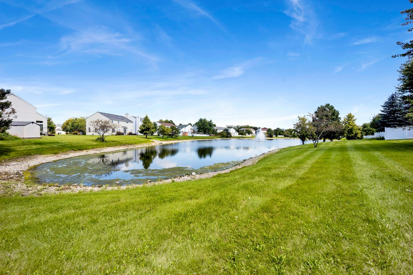 6909 Twin Falls Drive, Plainfield, IL 60586 6909 Twin Falls Drive, Plainfield, IL 60586