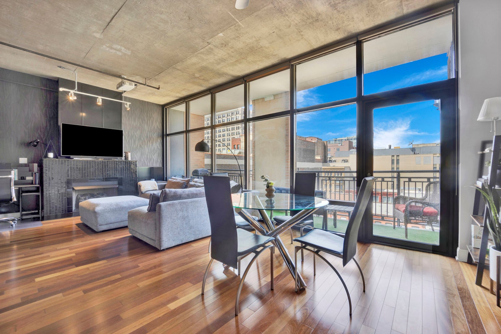 520 S State Street, #1211, Chicago, IL 60605