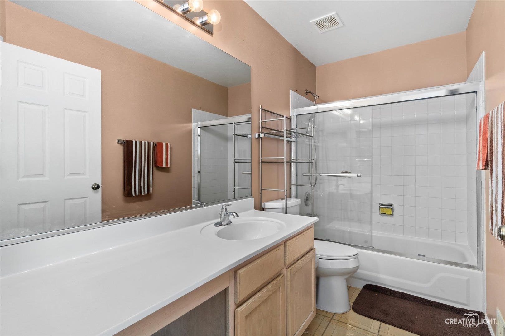 13961 S Oakdale Circle, Plainfield, IL 60544 13961 S Oakdale Circle, Plainfield, IL 60544