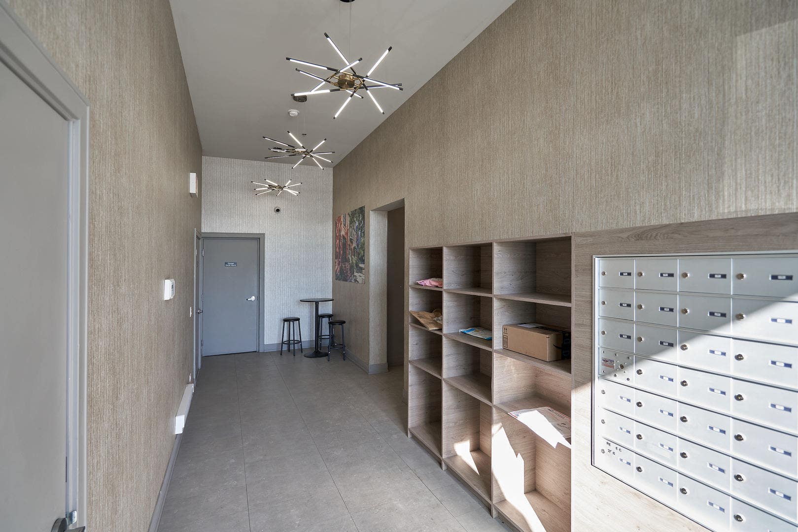 926 E 43rd Street, #203, Chicago, IL 60653 926 E 43rd Street, #203, Chicago, IL 60653