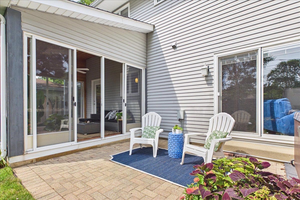 33202 N Woodland Terrace, Grayslake, IL 60030 33202 N Woodland Terrace, Grayslake, IL 60030