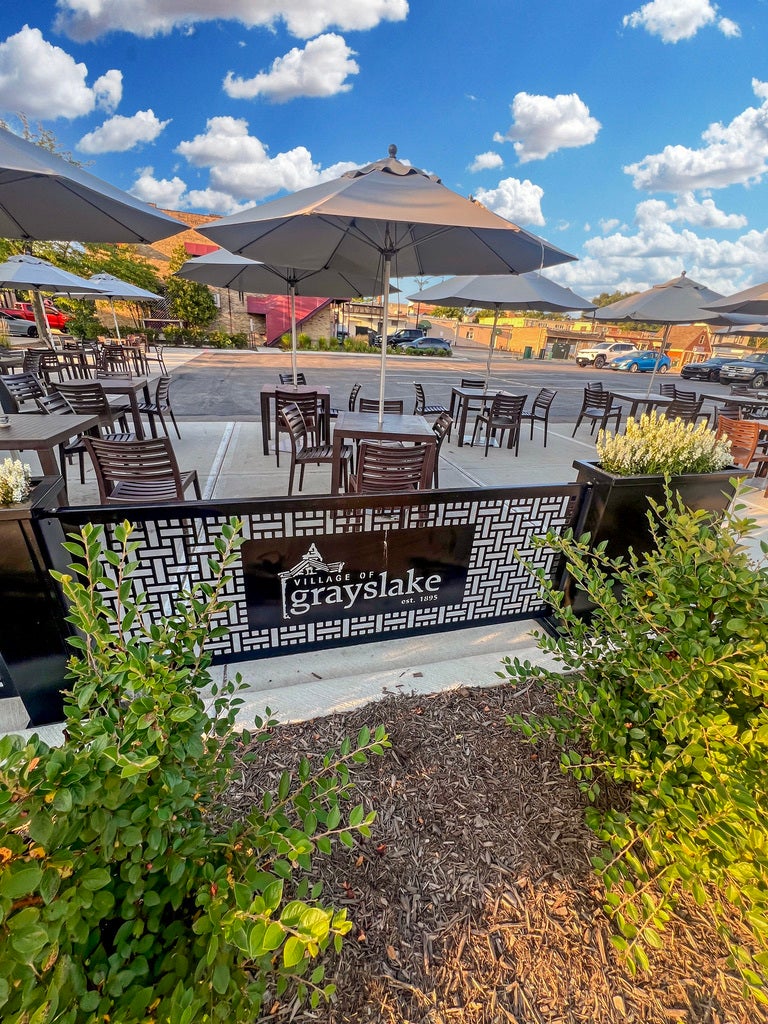 33202 N Woodland Terrace, Grayslake, IL 60030 33202 N Woodland Terrace, Grayslake, IL 60030