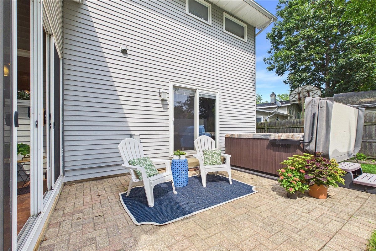 33202 N Woodland Terrace, Grayslake, IL 60030 33202 N Woodland Terrace, Grayslake, IL 60030