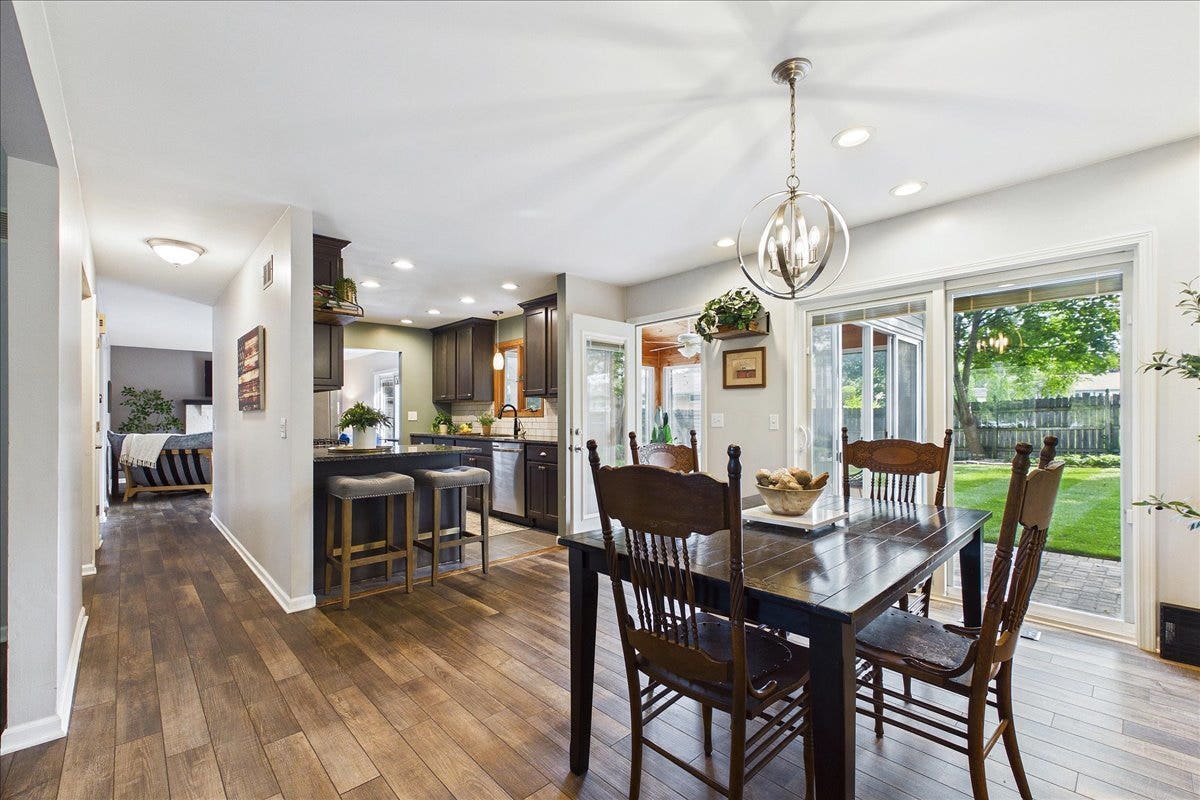 33202 N Woodland Terrace, Grayslake, IL 60030 33202 N Woodland Terrace, Grayslake, IL 60030