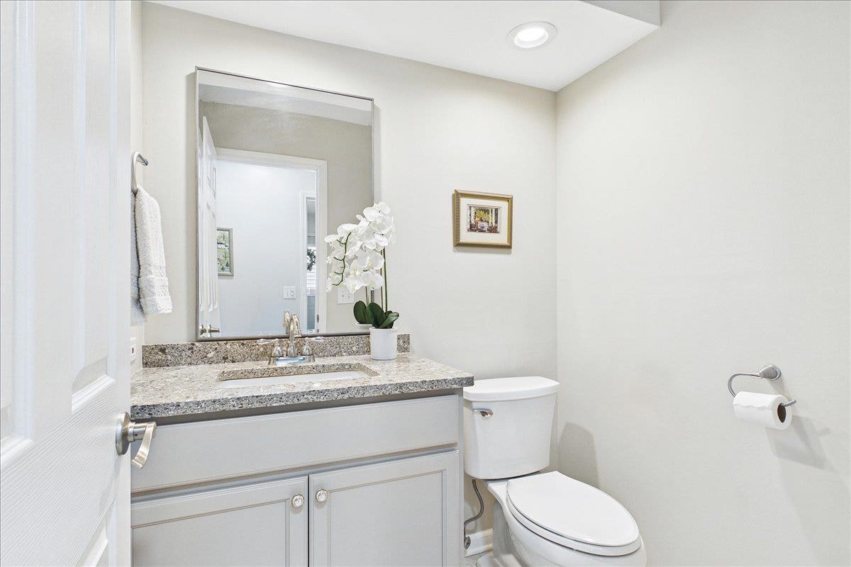 33202 N Woodland Terrace, Grayslake, IL 60030 33202 N Woodland Terrace, Grayslake, IL 60030