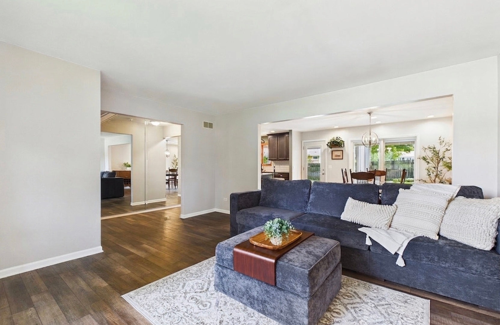 33202 N Woodland Terrace, Grayslake, IL 60030 33202 N Woodland Terrace, Grayslake, IL 60030