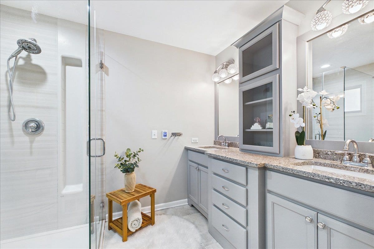33202 N Woodland Terrace, Grayslake, IL 60030 33202 N Woodland Terrace, Grayslake, IL 60030