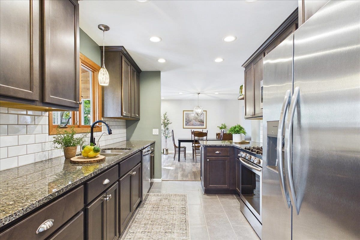 33202 N Woodland Terrace, Grayslake, IL 60030 33202 N Woodland Terrace, Grayslake, IL 60030