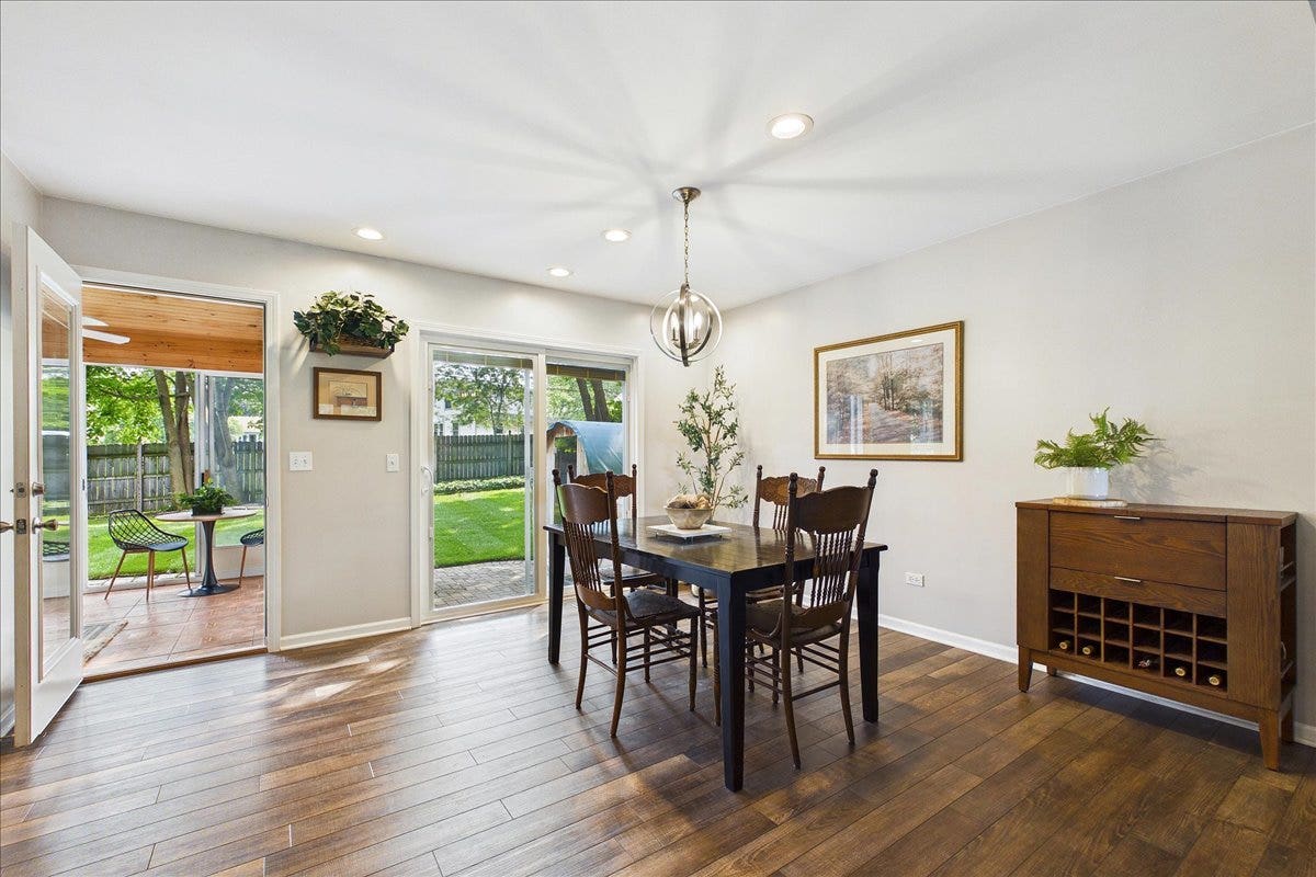 33202 N Woodland Terrace, Grayslake, IL 60030 33202 N Woodland Terrace, Grayslake, IL 60030
