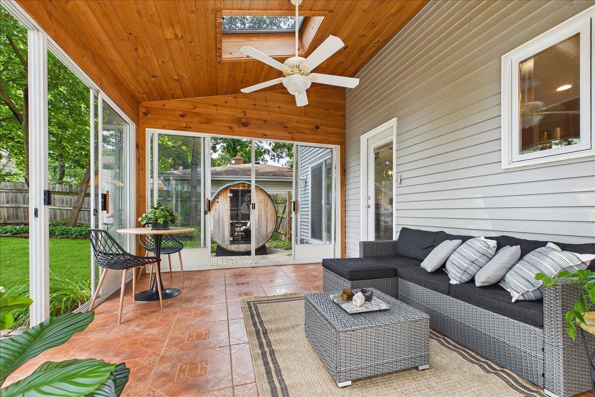 33202 N Woodland Terrace, Grayslake, IL 60030 33202 N Woodland Terrace, Grayslake, IL 60030