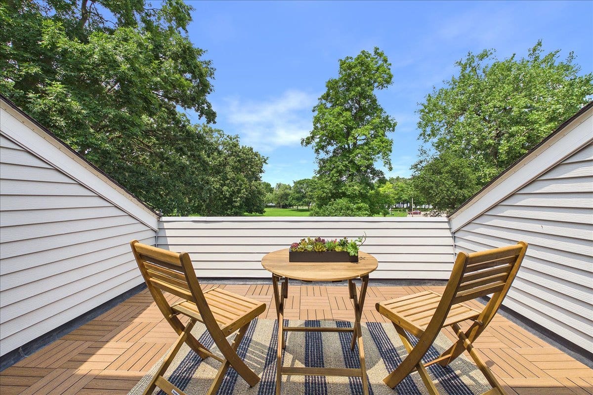 33202 N Woodland Terrace, Grayslake, IL 60030 33202 N Woodland Terrace, Grayslake, IL 60030