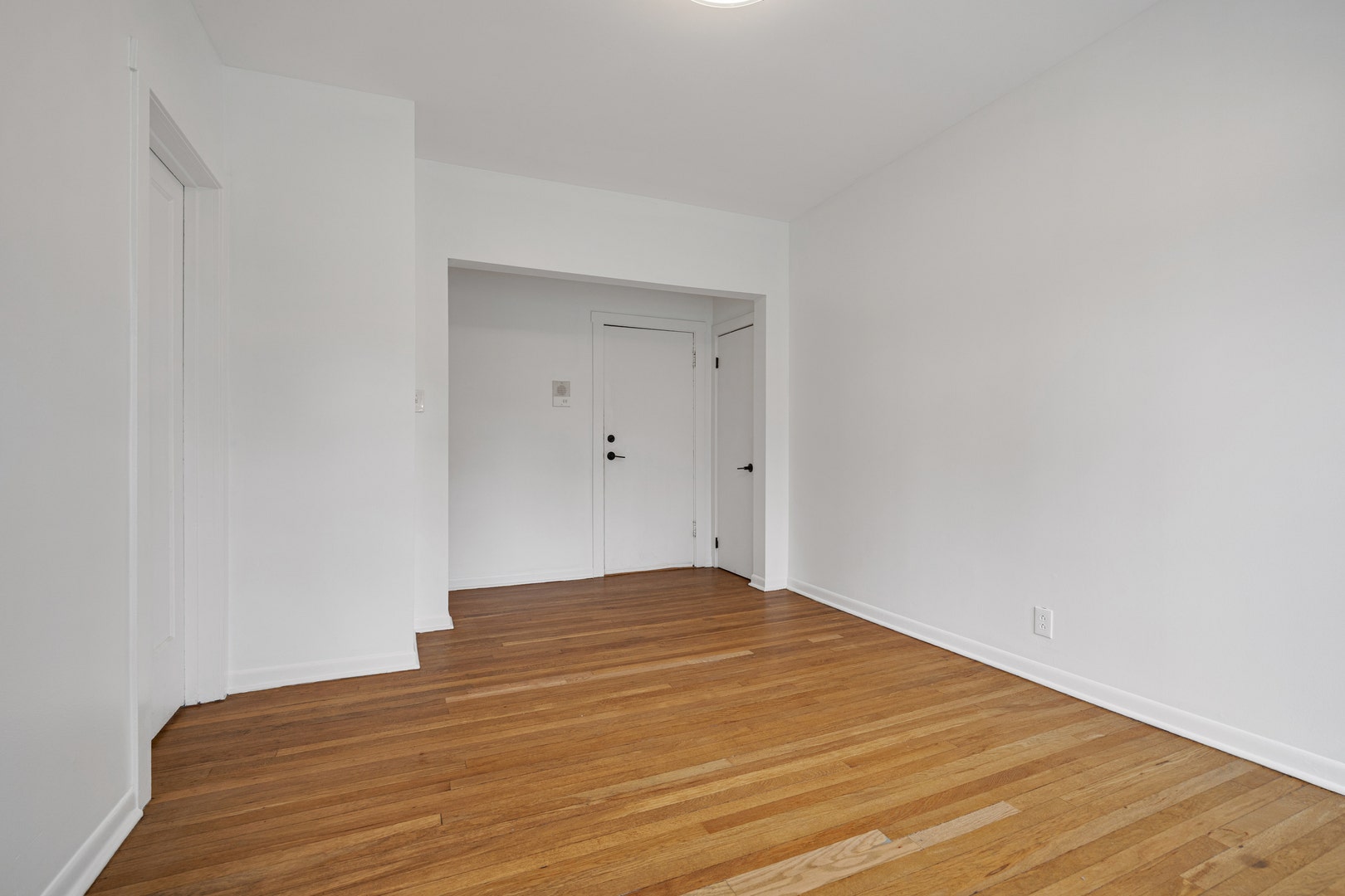 4310 N Clarendon Avenue, #1021, Chicago, IL 60613