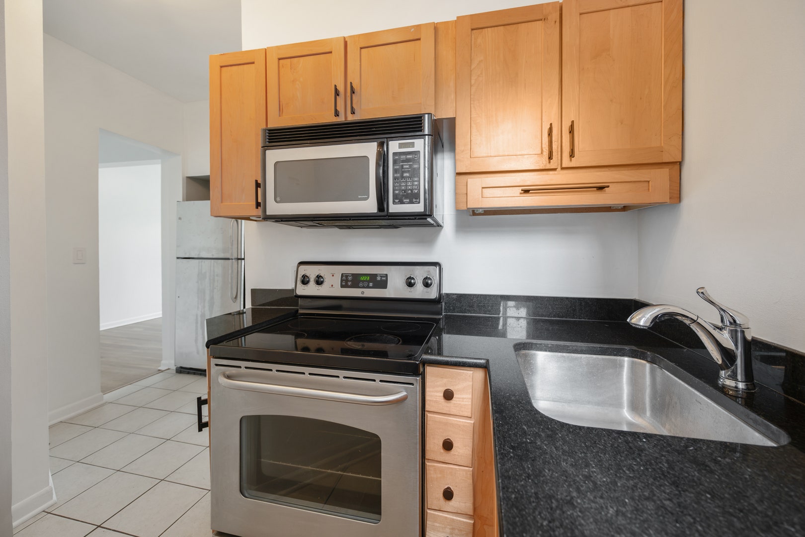 4310 N Clarendon Avenue, #1021, Chicago, IL 60613