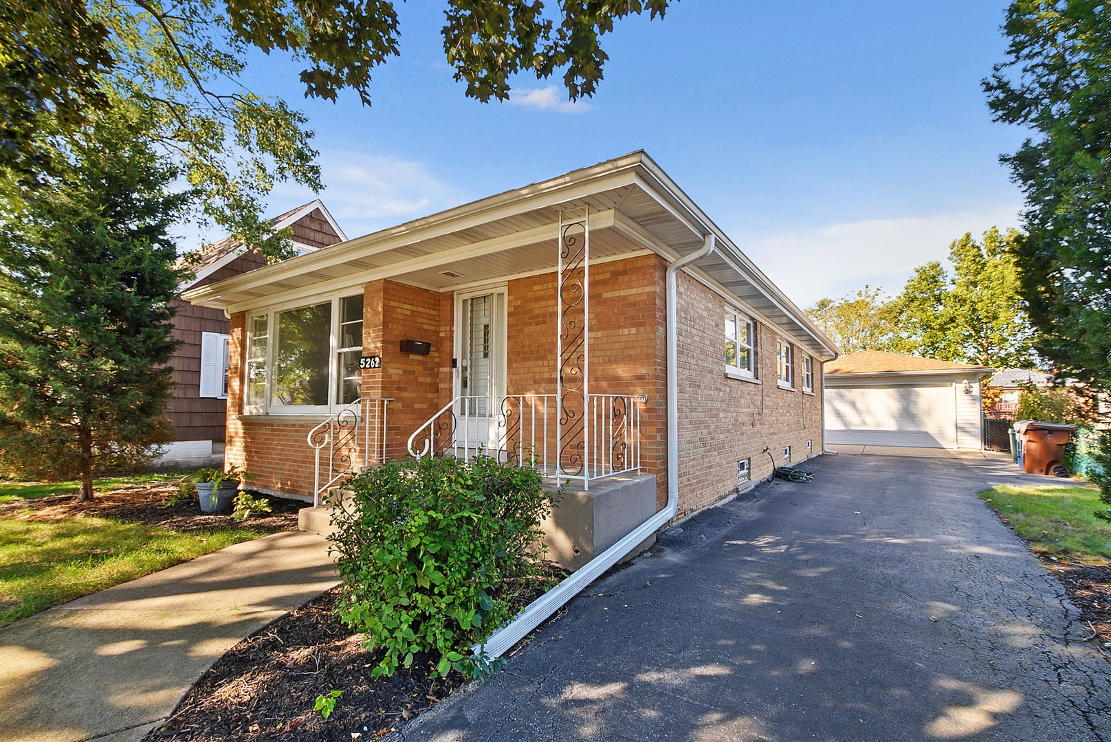 5262 Alexander Place, Oak Lawn, IL 60453 5262 Alexander Place, Oak Lawn, IL 60453