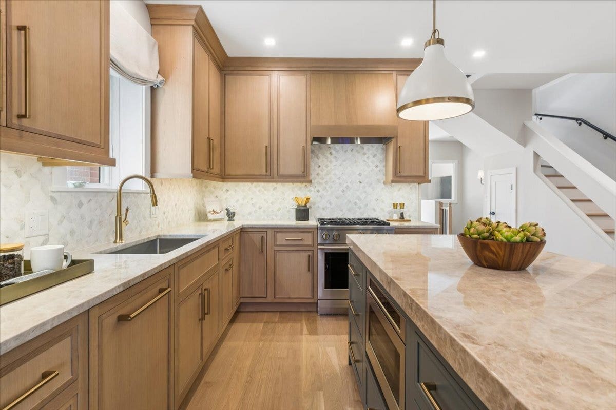 616 W Willow Street, Chicago, IL 60614 616 W Willow Street, Chicago, IL 60614